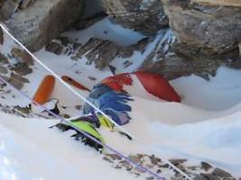 Green Boots wurde zu Wegmarke: Die berühmteste Leiche am Mount Everest soll geborgen werden
