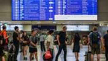 bahnverkehr: erste züge rollen in nrw wieder - probleme bis in den morgen