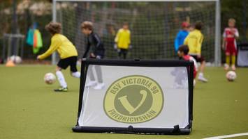 Warum Berliner Kinder auf einen Platz im Fußballverein warten müssen