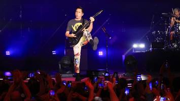 gerade rechtzeitig vorm vergessen: neues album von muse ist überirdisch