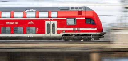 deutsche bahn: bundesweiter ausfall des zugfunks legt bahnverkehr lahm
