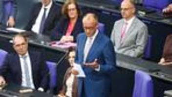 Regierungsbefragung von Friedrich Merz: Jetzt live: Der Kanzler stellt sich den Fragen der Abgeordneten