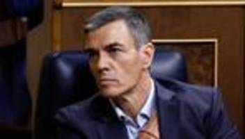 Spanien: Pedro Sánchez weist Korruptionsvorwürfe zurück und lehnt Neuwahlen ab