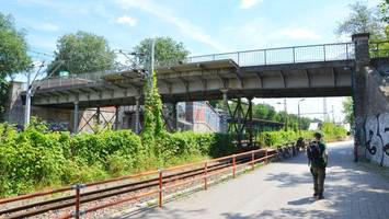 Brücke an Berliner S-Bahnhof ist marode – Sperrung angekündigt