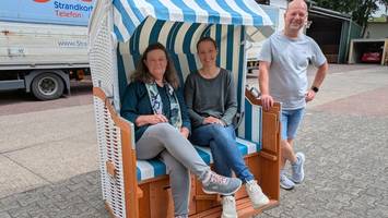 viele strandkörbe an unseren küsten kommen aus dem hamburger umland