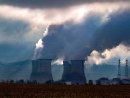 Der Umwelt zuliebe: Frankreich schaltet drei Atomreaktoren wegen Hitzewelle ab