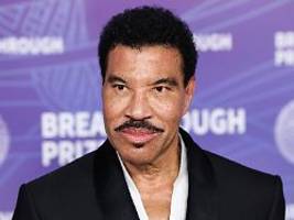 Kann nicht weitermachen: Lionel Richie bricht erstes Konzert seiner Tour ab