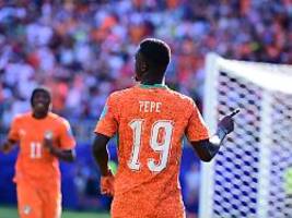 Pepe mit Doppelpack: Elfenbeinküste darf nach Curacao-Slapstick-Aktion feiern