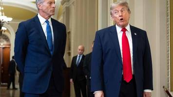 Trumps bröckelnde Macht: Selbst die eigene Partei folgt nur noch unter Zwang