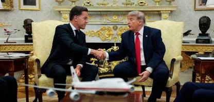 donald trump: nato-chef mark rutte präsentiert im weißen haus die »trump-billion«
