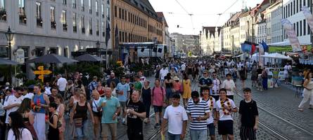 Die Sommernächte sind gestartet: Impressionen vom ersten Abend