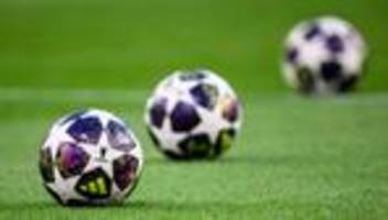 Fußball in Hessen: Fußballspiele in Hessen sollen hitzebedingt abgesagt werden