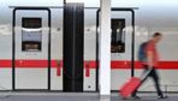 Störung bei der Deutschen Bahn: Bahn will Funksystem künftig nur noch zwischen 0 und 4 Uhr warten