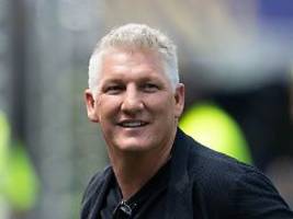 Rassistisch nennen: WM-Coach kritisiert Schweinsteigers Spielstil-Aussagen scharf