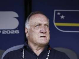 Rätselraten um Advocaat: WM-Zwerg Curacao zittert um seinen Nationalhelden