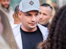 stalker-alarm auf mallorca: pietro lombardi schaut mit frauen wm - und wird verpetzt