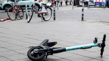 E-Scooter-Wahnsinn: 23 Stunden am Tag ungenutzt – trotzdem will Berlin mehr