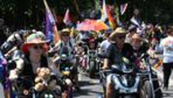 fest der vielfalt: tausende menschen feiern csd in münchen