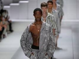 vom bett auf die straße: der pyjama-look erobert den alltag