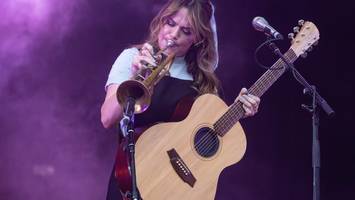 Julia & Angus Stone plaudern aus dem Nähkästchen: „Papa war ein Schwindler“