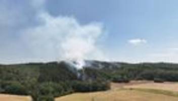 großeinsatz: waldbrand-einsatz wird noch tage dauern - ersatz-funkmast