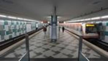 Unfälle: 52-Jähriger stürzt an U-Bahn-Haltestelle - tot