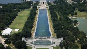 wieder eine posse: trumps „reflecting pool“ wird der neue timmy