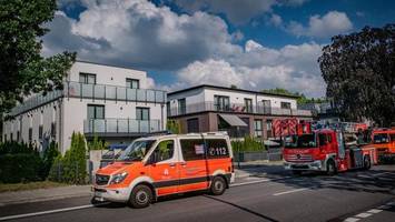 einsturzgefahr? riss löst feuerwehreinsatz aus – wohnhaus in rahsltedt evakuiert