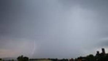 wetterprognose: gewitter in hessen ziehen im laufe des tages ab