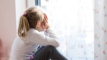 familiendrama bei Ärzte-paar: kinder dürfen mutter nur unter aufsicht sehen