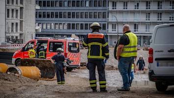 Tödlicher Unfall in Rotherbaum: Arbeiter auf Baustelle von Radlader erfasst