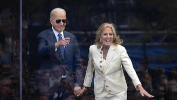 „wow, was für ein loser“: joe biden poltert gegen donald trump