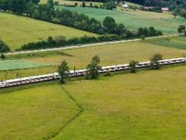 Italo-Einstieg in Deutschland: Bahn muss Fernverkehrs-Trassen mehr für Konkurrenz öffnen
