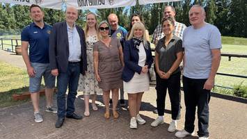 wildwiese statt tennisplatz: alemannia 1890 kämpft um sanierung und mitglieder