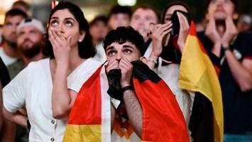 „vollkatastrophe“: dicke luft in berlin nach deutschem wm-aus