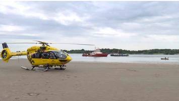 person treibt leblos in der elbe – ist es der vermisste schwimmer?
