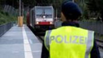 Verwaltungsgericht: Prozess um Kontrollen an Grenze zu Österreich