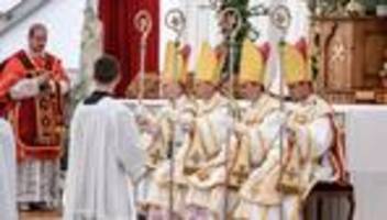 Katholizismus: Piusbruderschaft weiht neue Bischöfe gegen den Willen des Papstes