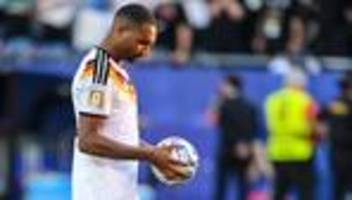 DFB-Elfmeter: Jona Tah, schieß noch ma