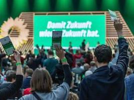 Antwort auf den Wachstumsschmerz: Grünen-Basis nickt die stille Revolution ab