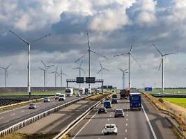 Deutlicher Anstieg bei Windkraft: Stromgewinnung aus erneuerbaren Energien erreicht neuen Höchstwert
