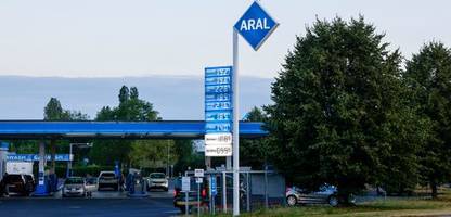 spritpreise: tankrabatt läuft aus – preise an zapfsäulen steigen deutlich