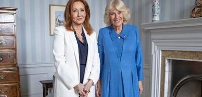 J.K. Rowling: Königin Camilla trifft sich mit »Harry-Potter«-Autorin – und erntet Protest