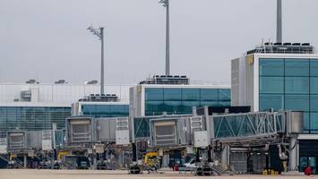 Unwetter legt Betrieb am Münchner Flughafen zeitweise lahm