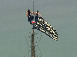 Leute: Heiratsantrag auf der Antenne des Empire State Building