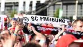 fußball-bundesliga: bundesliga-auftakt: heimspiel für freiburg, vfb in münchen