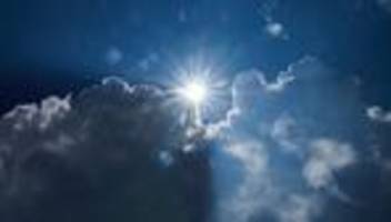 Wettervorhersage: Wettermix aus Sonne, Regen und Wind