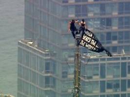 Für die Macht der Liebe: Russisches Paar klettert auf die Spitze des Empire State Building