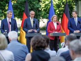 Müssen jetzt beherzt zugreifen: Nur kurz blitzt bei Merz Stolz auf das Reformpaket durch