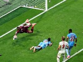 wenn selbst kane verzweifelt: erstaunliche torwart-nobodys schreiben die heldengeschichten der wm